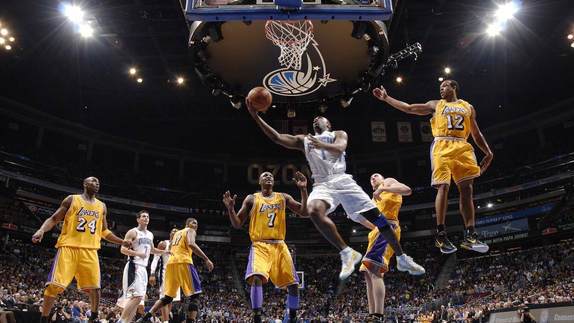 NBA季后赛东部决赛抢七大战凯尔特人力克雄鹿 塔图姆砍下45分当选本场MVP